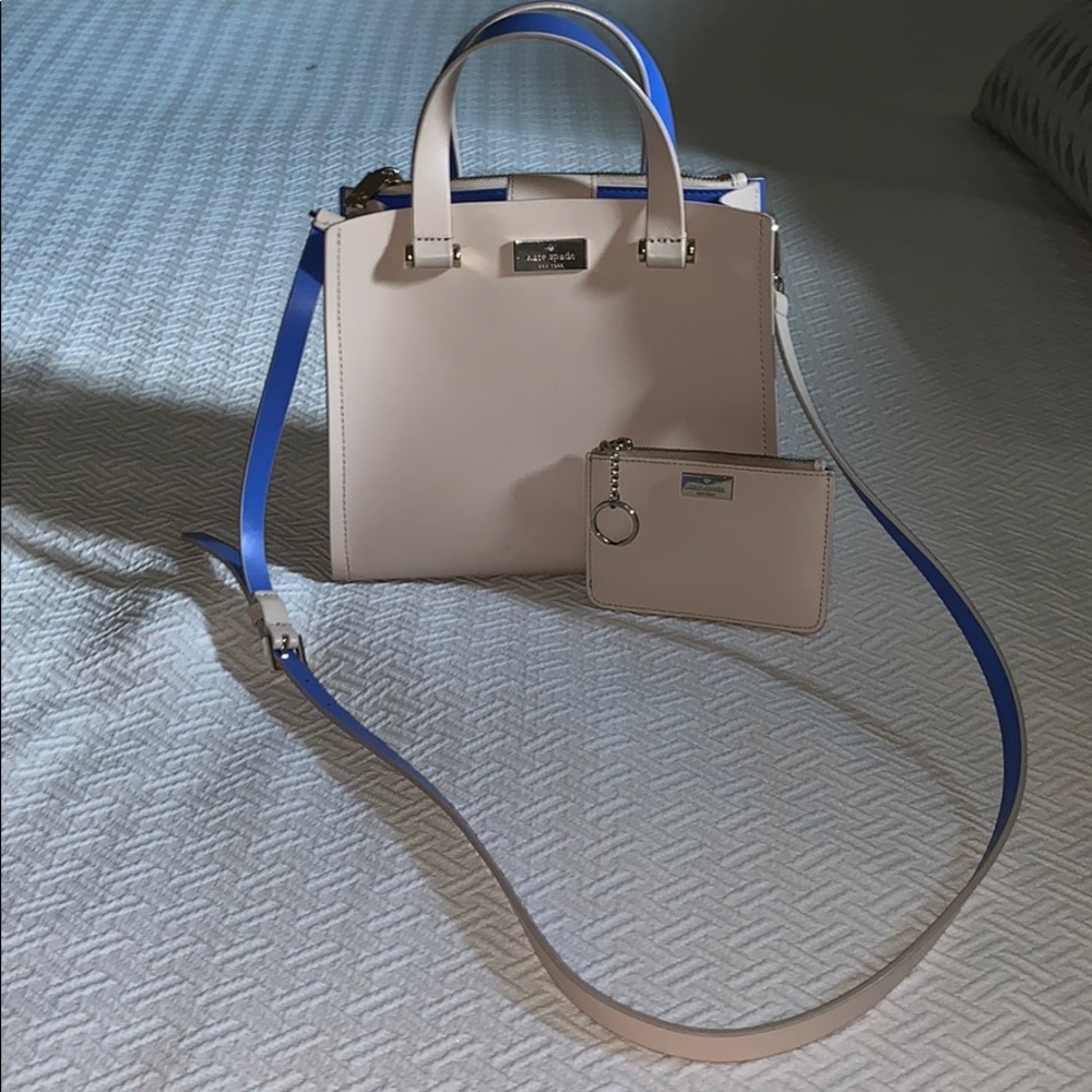 KATE SPADE CROSS BODY!